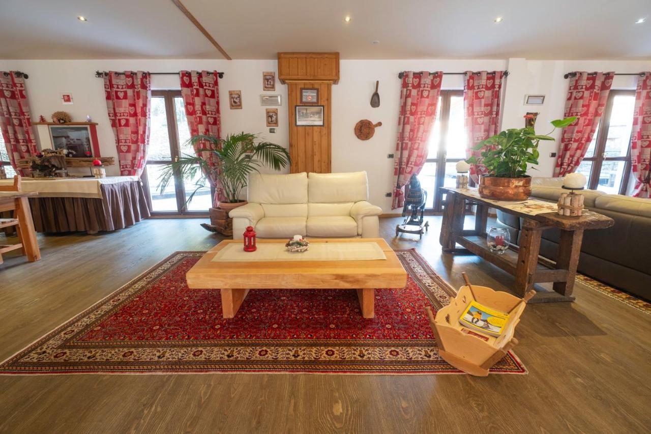 Hotel Boton D'Or & Wellness A La Thuile Dış mekan fotoğraf
