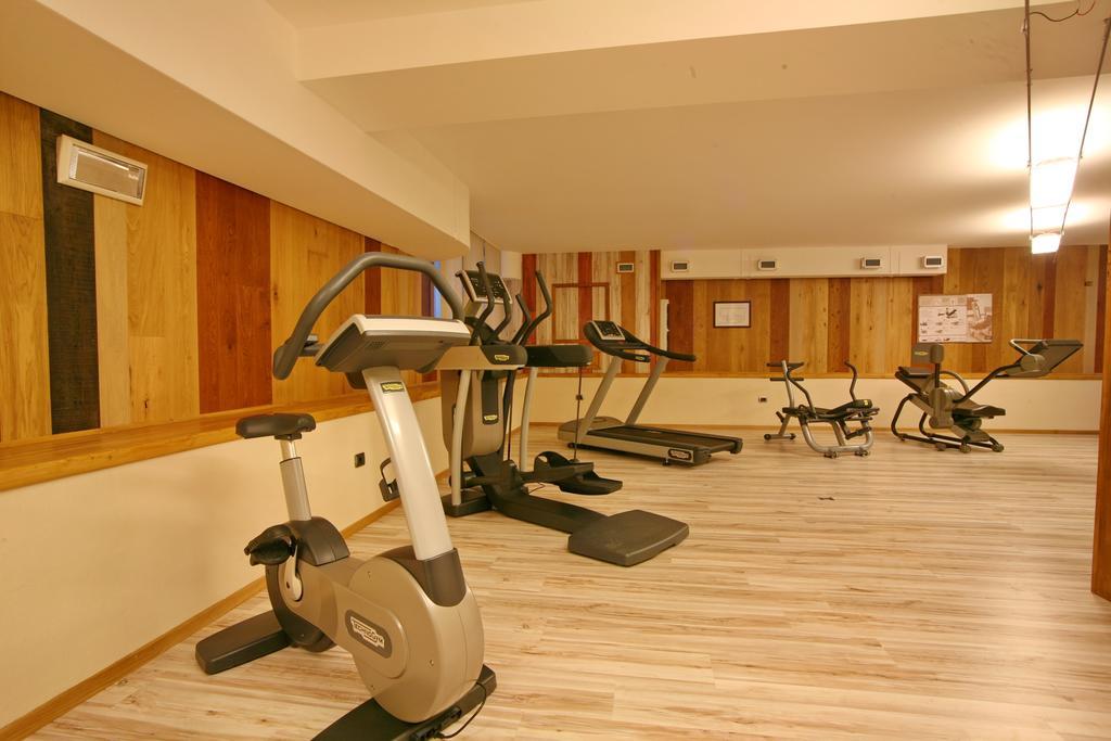 Hotel Boton D'Or & Wellness A La Thuile Dış mekan fotoğraf