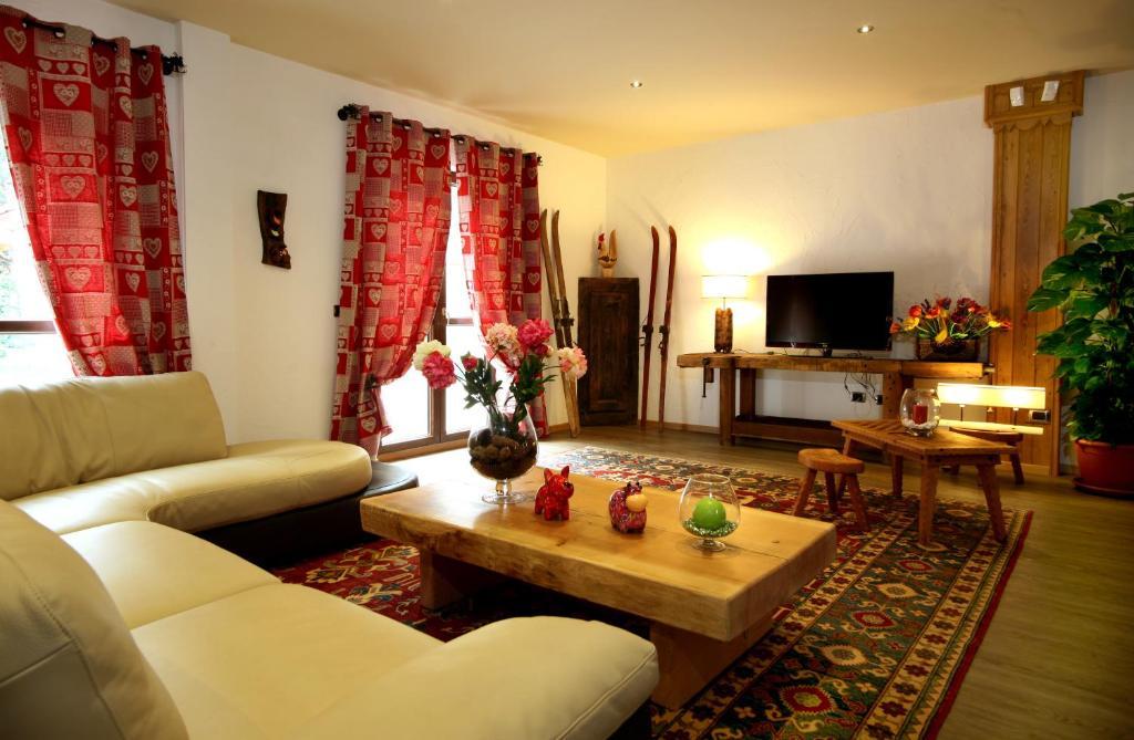 Hotel Boton D'Or & Wellness A La Thuile Dış mekan fotoğraf
